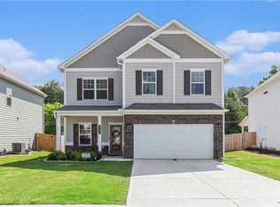 304 Gardners Rdg, Adairsville, GA 30103