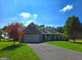 1247 Crushed Apple Dr, Martinsburg, WV 25403