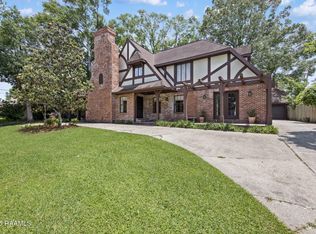207 Beverly Dr, Lafayette, LA 70503