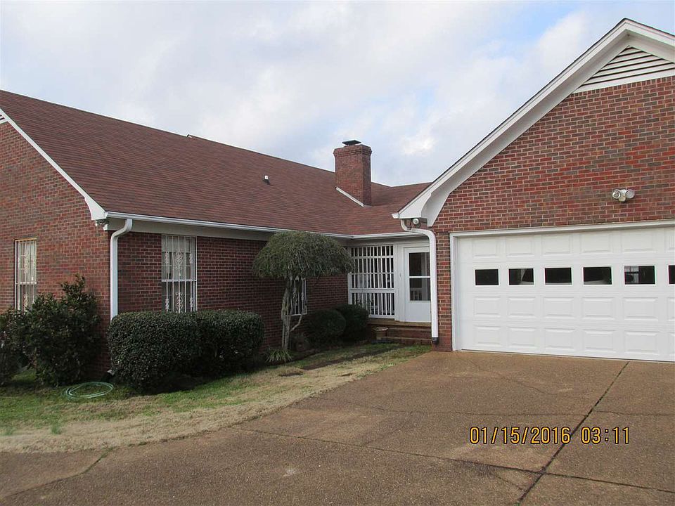 1823 S College St, Trenton, TN 38382 Zillow