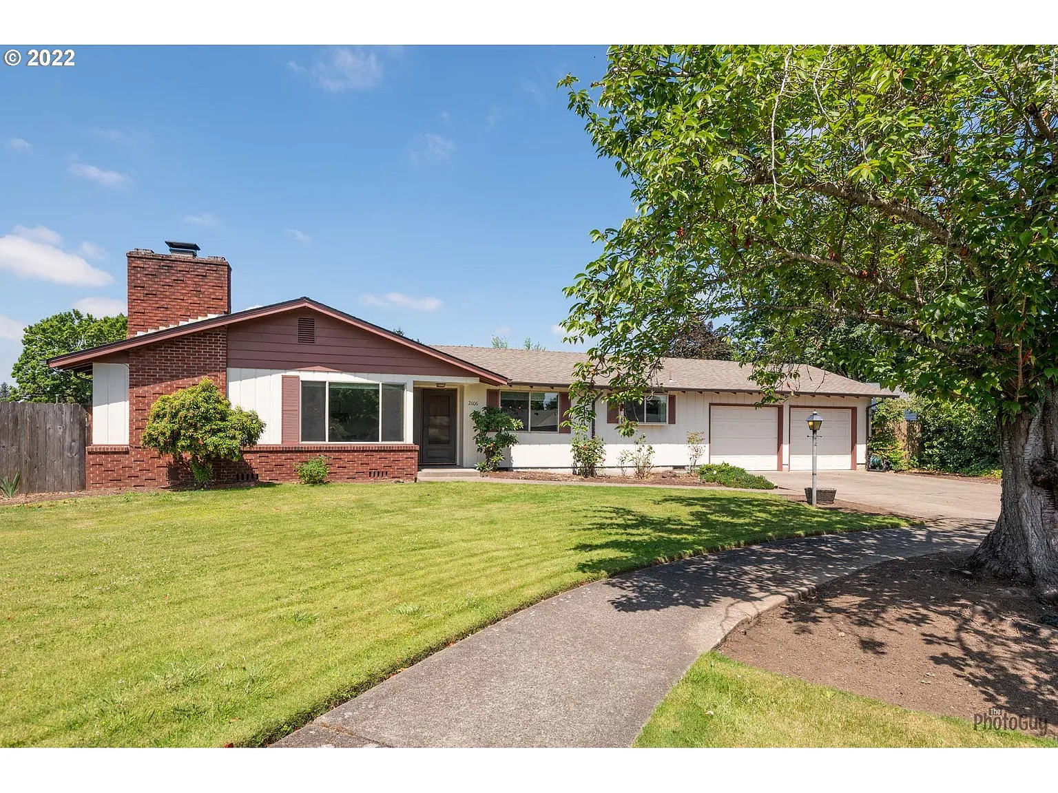 2606 Dover Dr photo 1