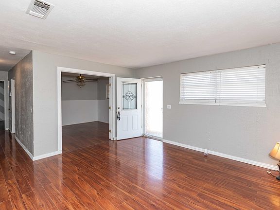 4th image of 501 S Vaughn Ave