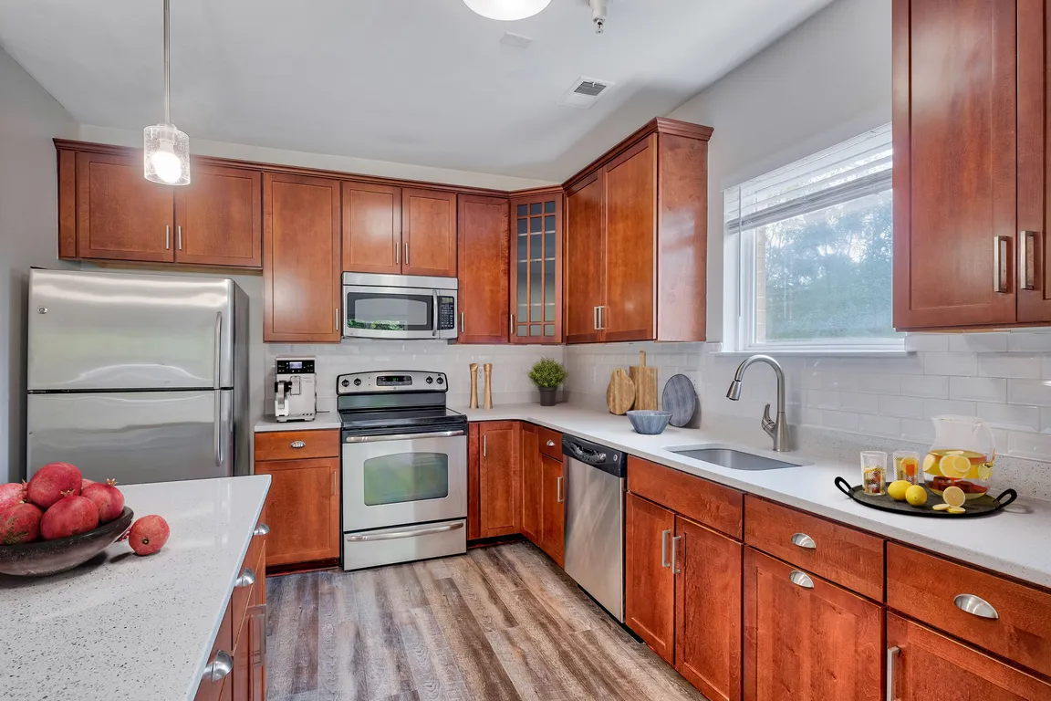 Mosaic at Largo Station apartments community photo