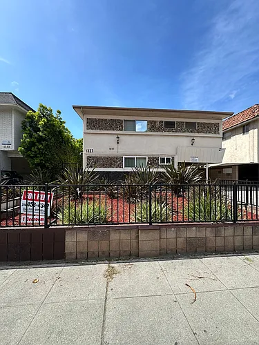 1327 S Bundy Dr #9 Photo 1