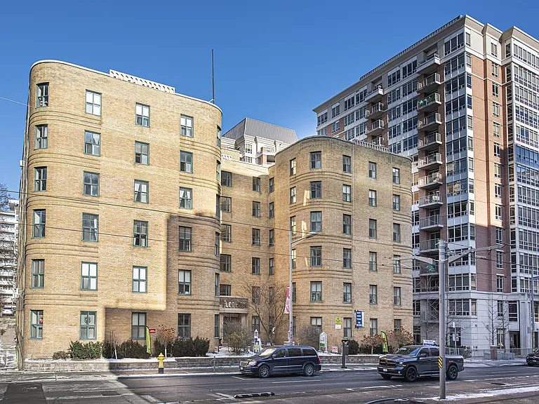 64 Saint Clair Ave W — Photo 15