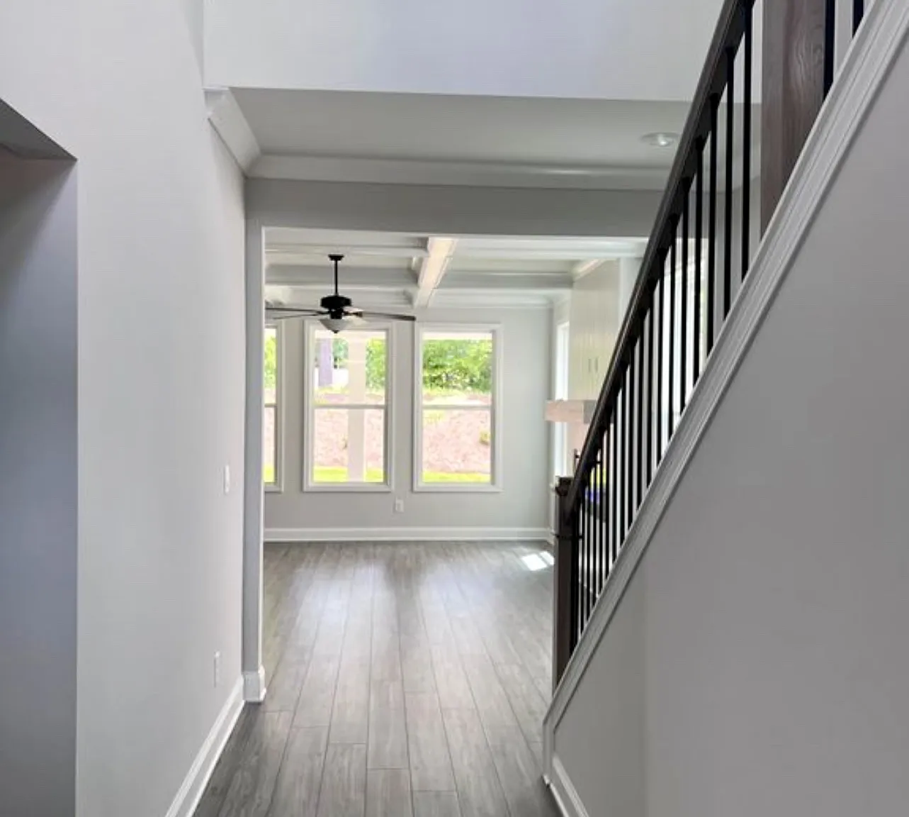 4 bed, 2652 sqft, $2,600 — Photo 2