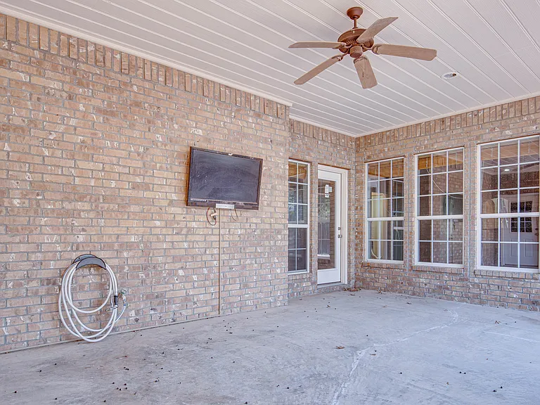 3203 Southridge Ct — Photo 15