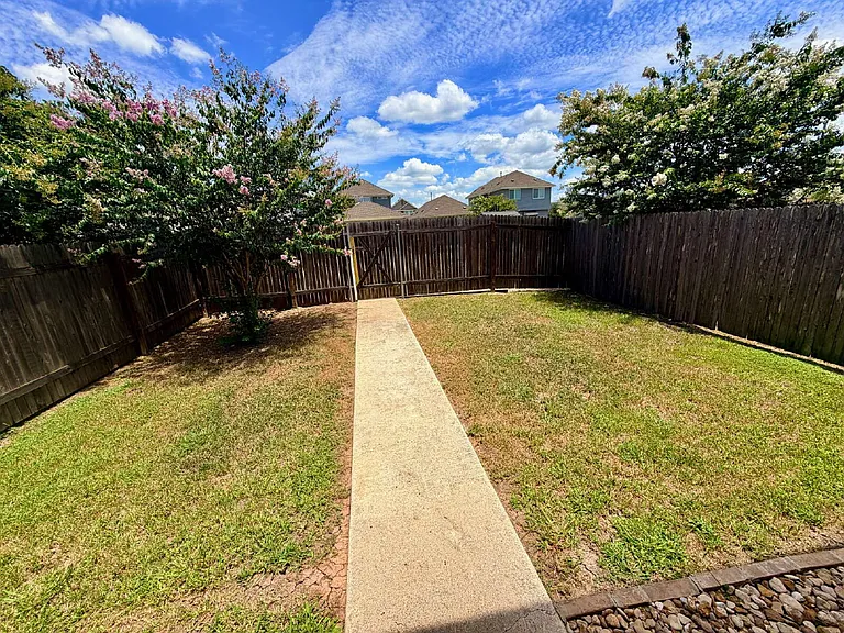 1010 Sand Post Pl — Photo 19