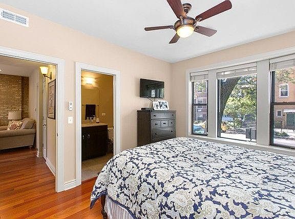 2nd image of 1954 W Newport Ave #2
