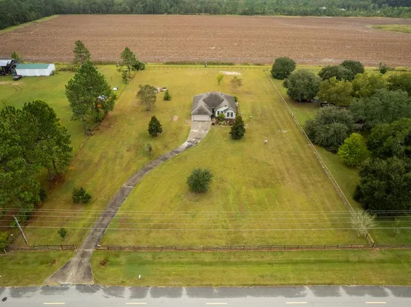 1474 Johnson St, Ray City, GA 31645