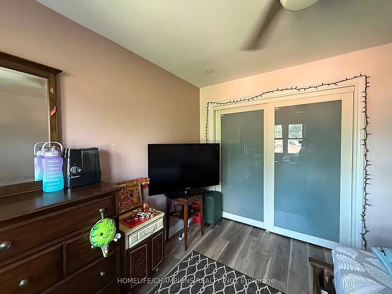 701 N Brimorton Dr NE — Photo 16