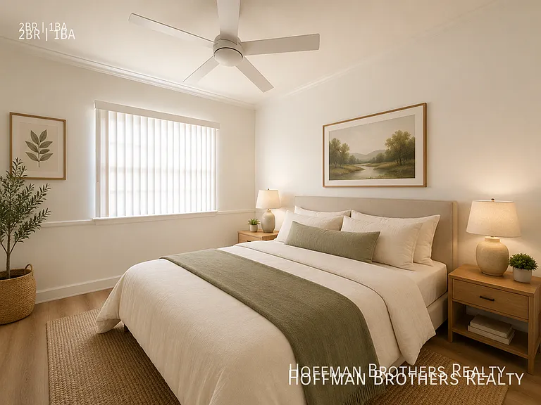 1631 S Bronson Ave #1/4 — Photo 3