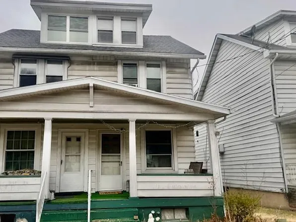 723 Port Carbon St, Pottsville, PA 17901