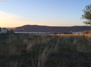 40 Rio Senda St, Umatilla, OR 97882