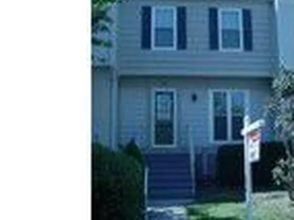 2880 Madeira Ct, Woodbridge, VA 22192