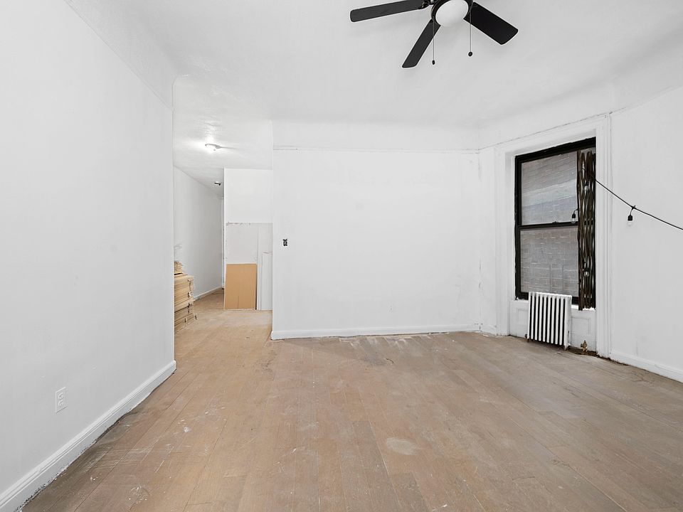 1st image of 10 W 93rd St APT 1C