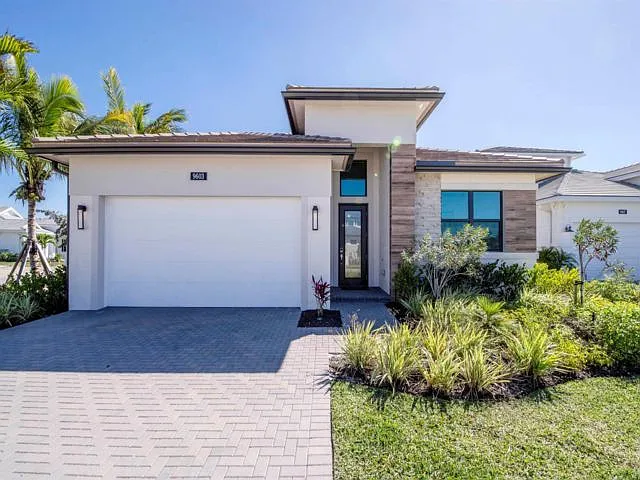 3 bed, 2.0 bath, $5,500 — Photo 1