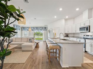 915 Overpool Ave, Davenport, FL 33896
