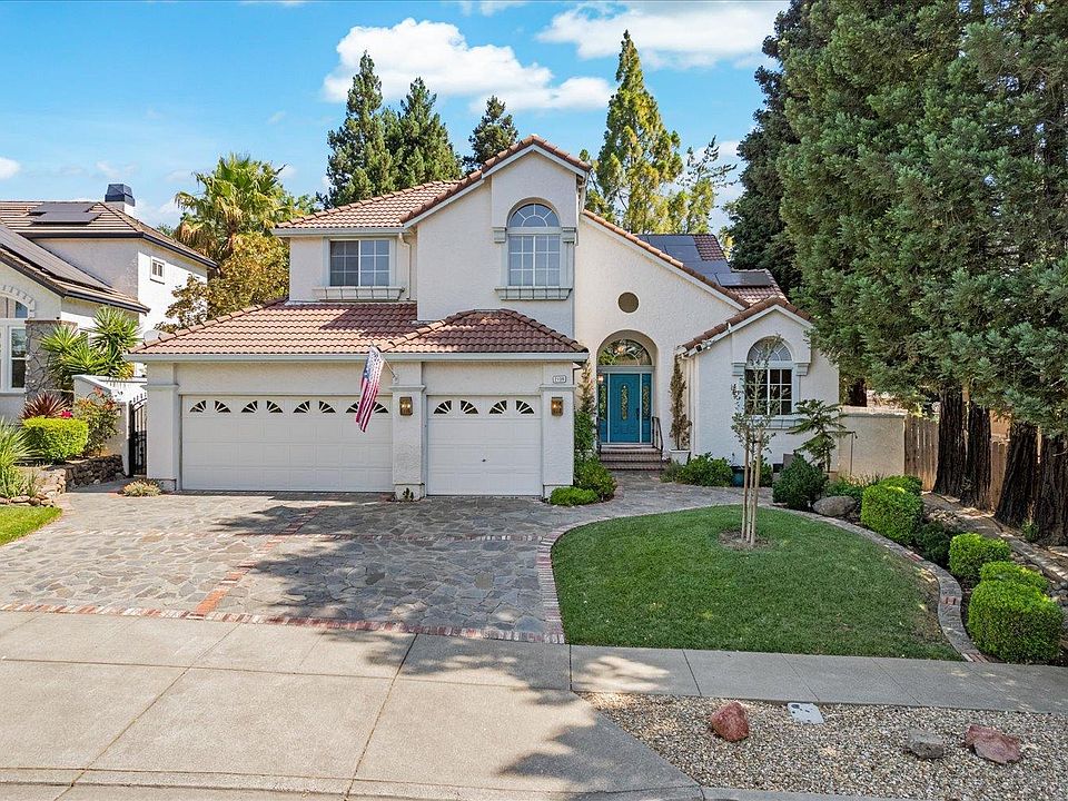 1st image of 2136 Lakewood Drive