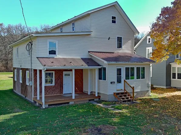 601 Dean St, Confluence, PA 15424