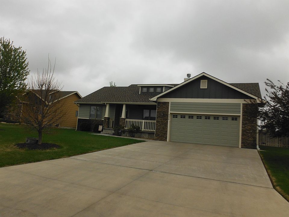 1st image of 234 Steamboat Dr