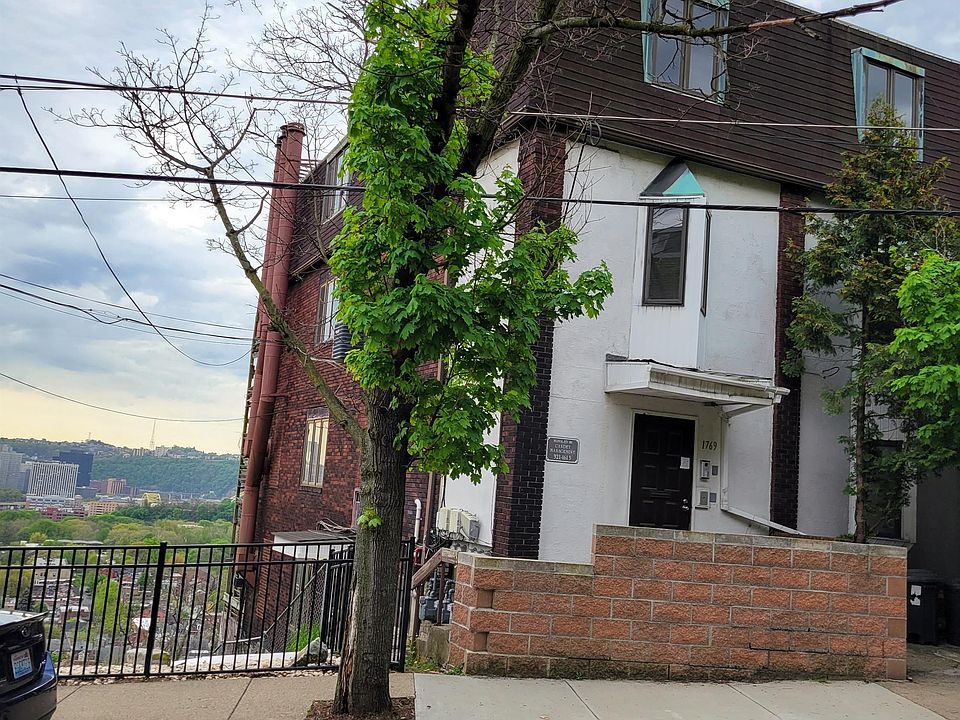 2nd image of 1769 Perrysville Ave APT 1