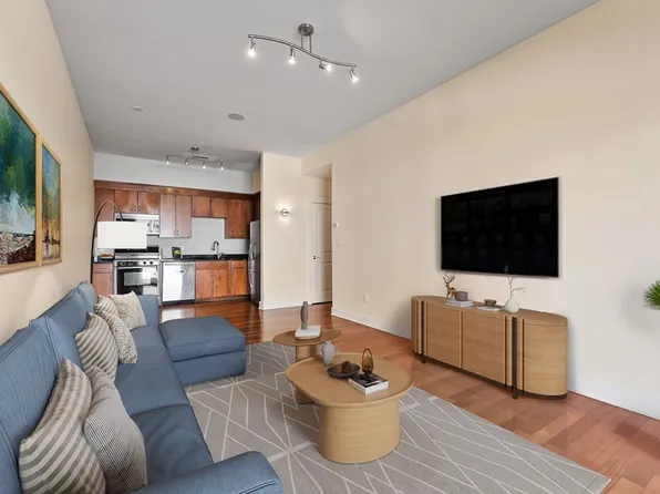 29 Wheeler St #108, Cambridge, MA 02138