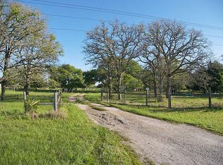 2723 Highway 90, Weimar, TX 78962