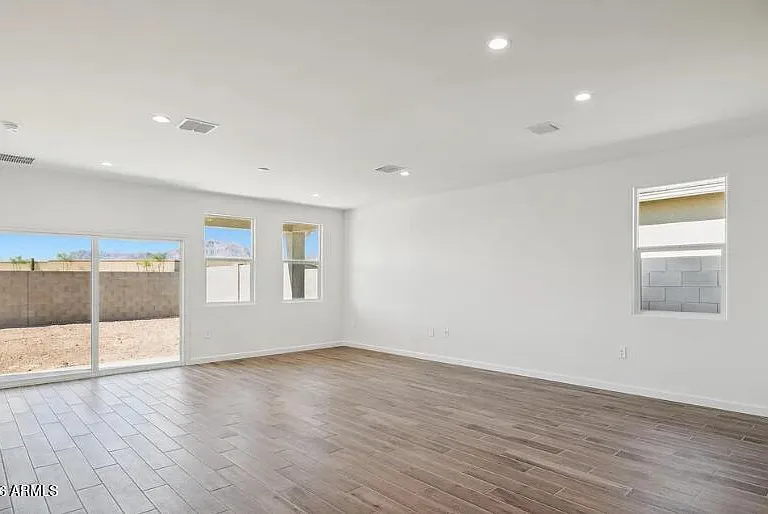 48506 N Duran Way — Photo 4