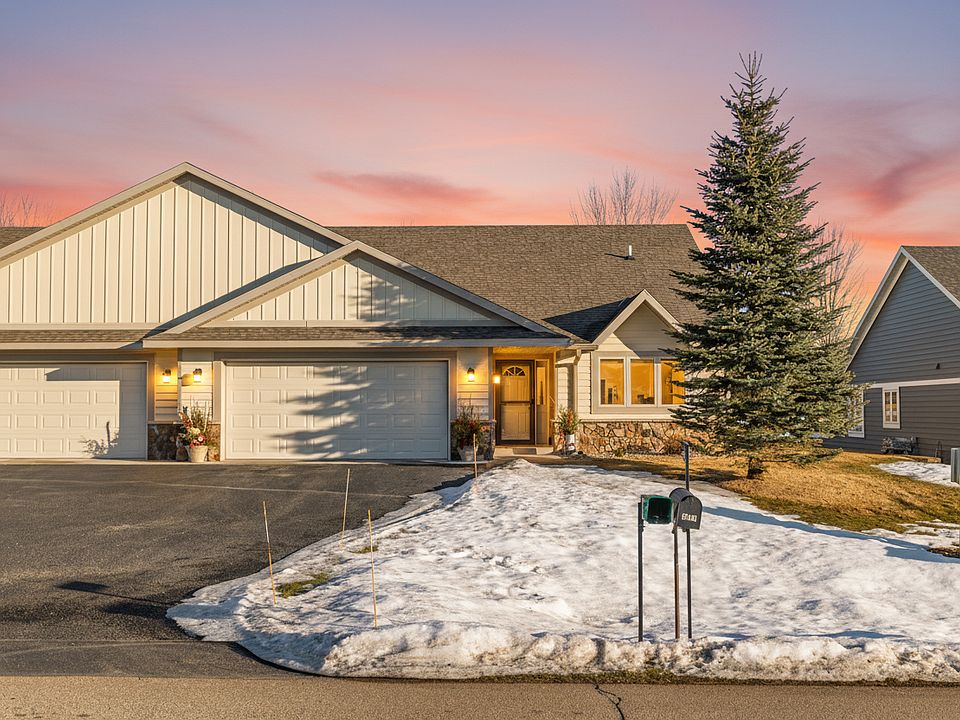 1st image of 3011 Lakecrest Rd NE