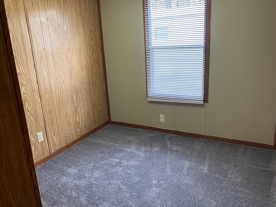 2nd image of 380 W Skyline Dr #253