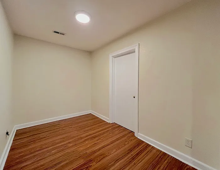 3307 Chalfin Ave — Photo 22
