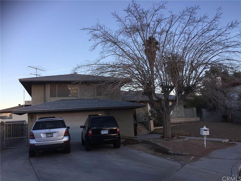 1st image of 5266 Carol Cir