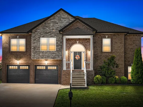 316 Piedmont Pl, Clarksville, TN 37043