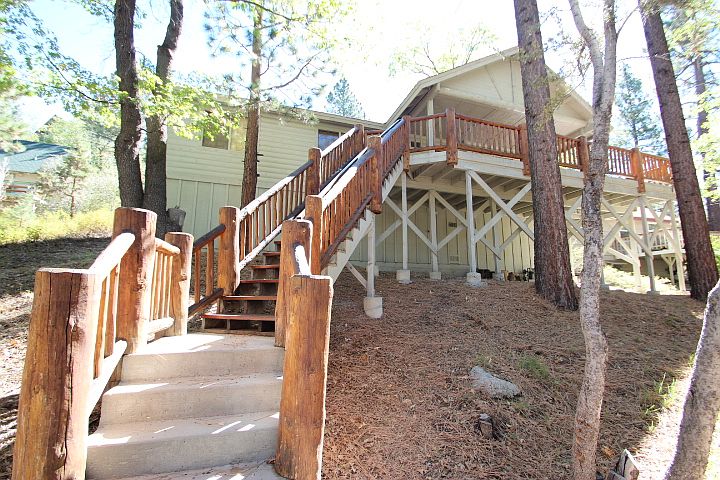 1st image of 998 Sahuaro Way