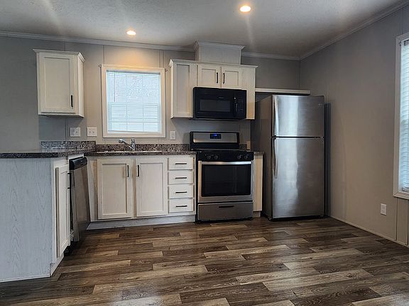 5th image of 315 W Gordon Pike #80
