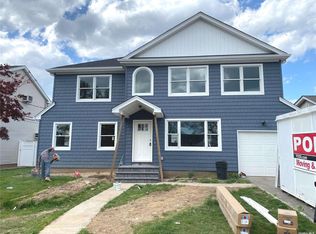 343 N Hickory St, Massapequa, NY 11758