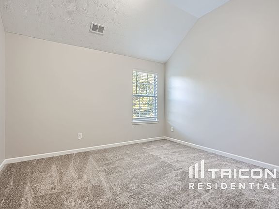 4th image of 3735 Renfroe Ave