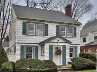 114 Overlook Ter, Bloomfield, NJ 07003