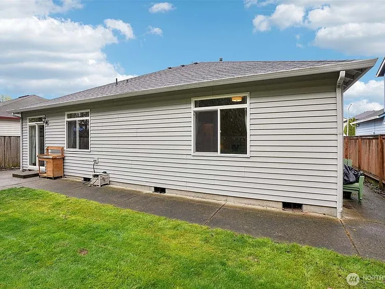 9409 NE 41st Ave — Photo 24