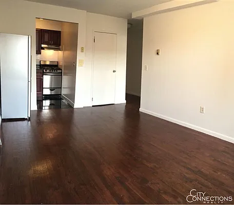 Rented by City Connections Realty | media 11