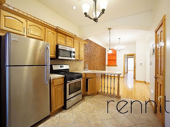 2nd image of 401 Linden St APT 2R