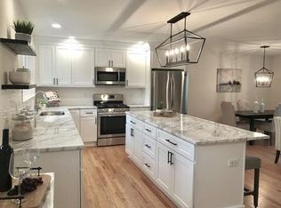 1263 Keble Rd, Charleston, SC 29407