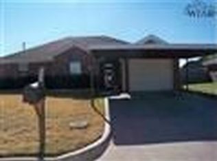 1236 Newman Ave, Iowa Park, TX 76367