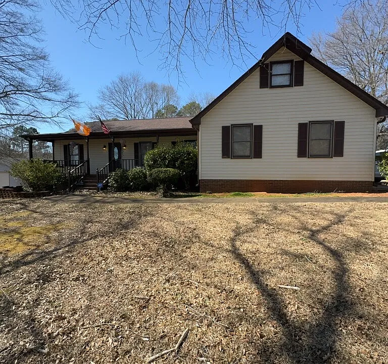 128 Country Ln