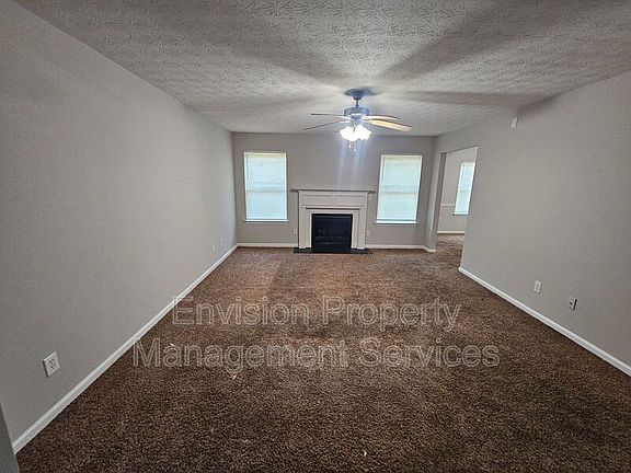 3rd image of 1556 Arbor Place Dr