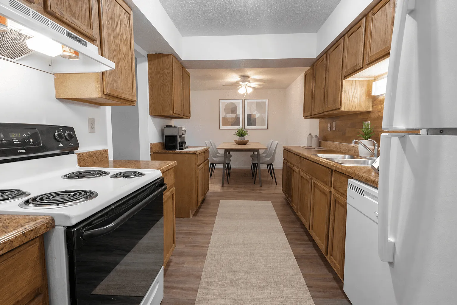 Candlewyck Apartments — Photo 3