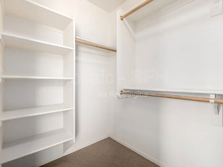 2656 E Boston St — Photo 24