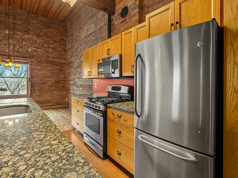 131 W Kalamazoo Ave #A — Photo 5