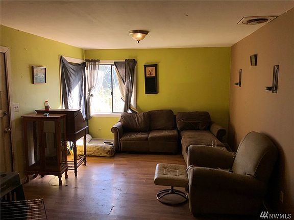 4th image of 7216 153rd Ave SE